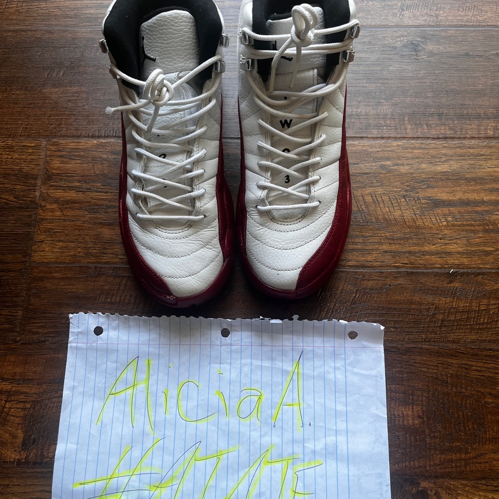 Air Jordan Cherry 12